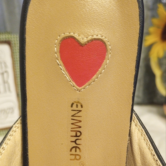 Enmayer Slip On Shoes - Picture 6 of 8